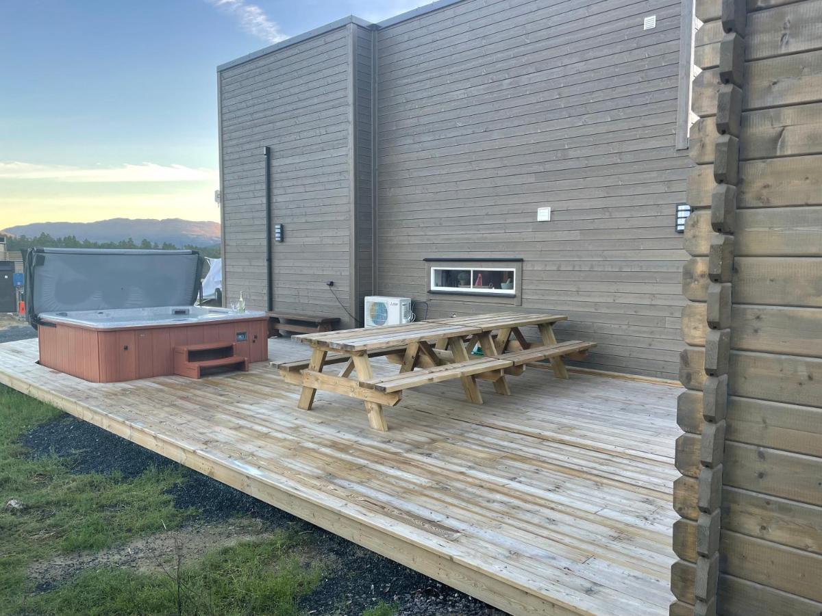 Exclusive Funkis Cabin, Lake View, Rooftop Terrace, Jacuzzi, Sauna, Close To Golf And Alpine فرادال المظهر الخارجي الصورة